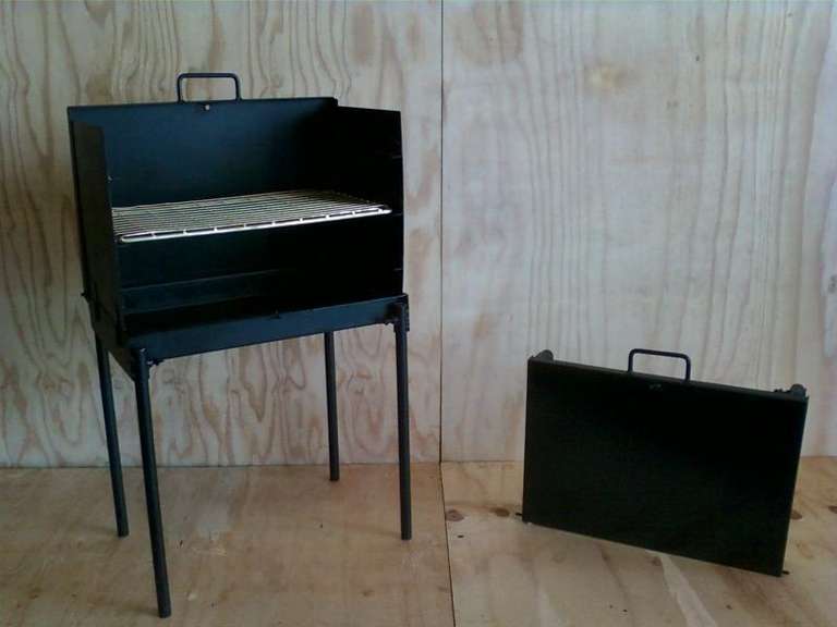 Camping Braai - 500 x 300 x 480 high - FF551
