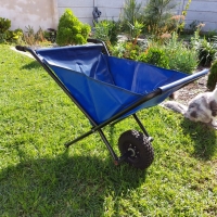Folding Garden Wheelbarrow with Removeable Bag
